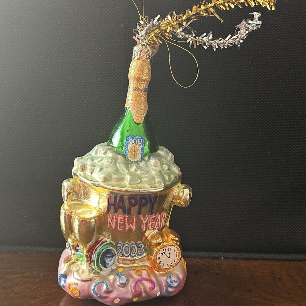 Christopher Radko January 2003 Ornament of the Month - "New Year's Blowout"